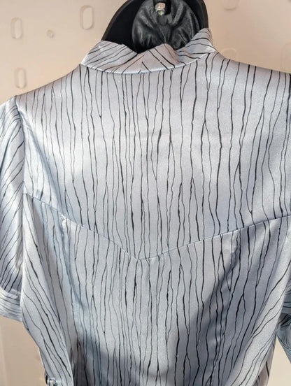 BCBG Max Azria Tie Waist Blouse Soft V Neck Button Front UK6