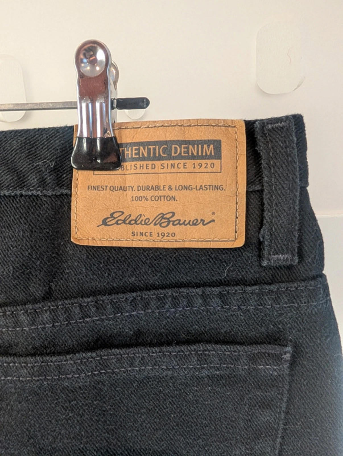 Vintage Eddie Bauer black high-waisted jeans size 14 (W32 L30)