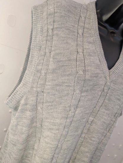 Ryan Keith Grey Cable Knit Sweater Vest – Size L