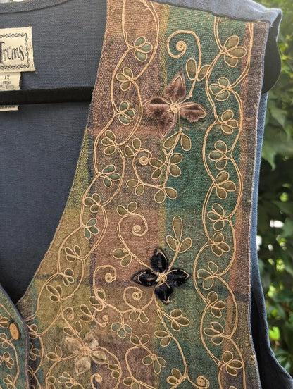 TanTrums Vintage Embroidered Cotton Waistcoat Made in India XL