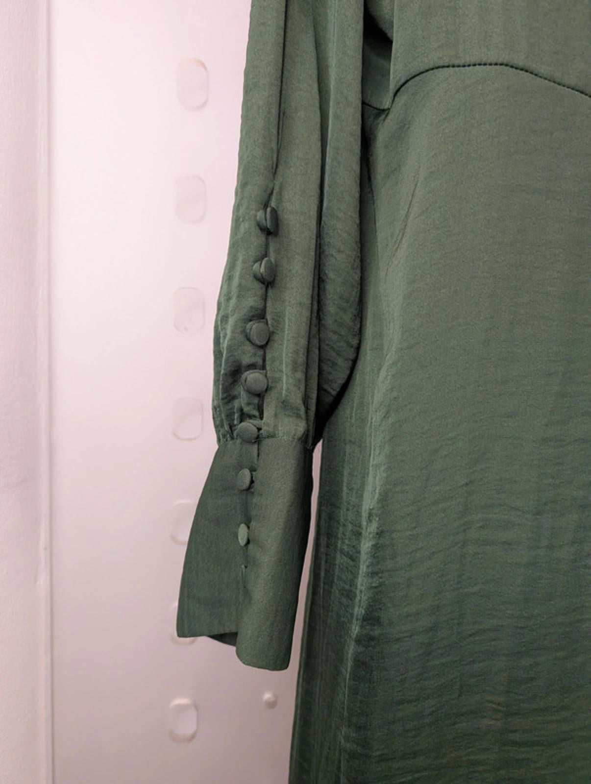 Zara satin green dress – size XL (fits smaller)