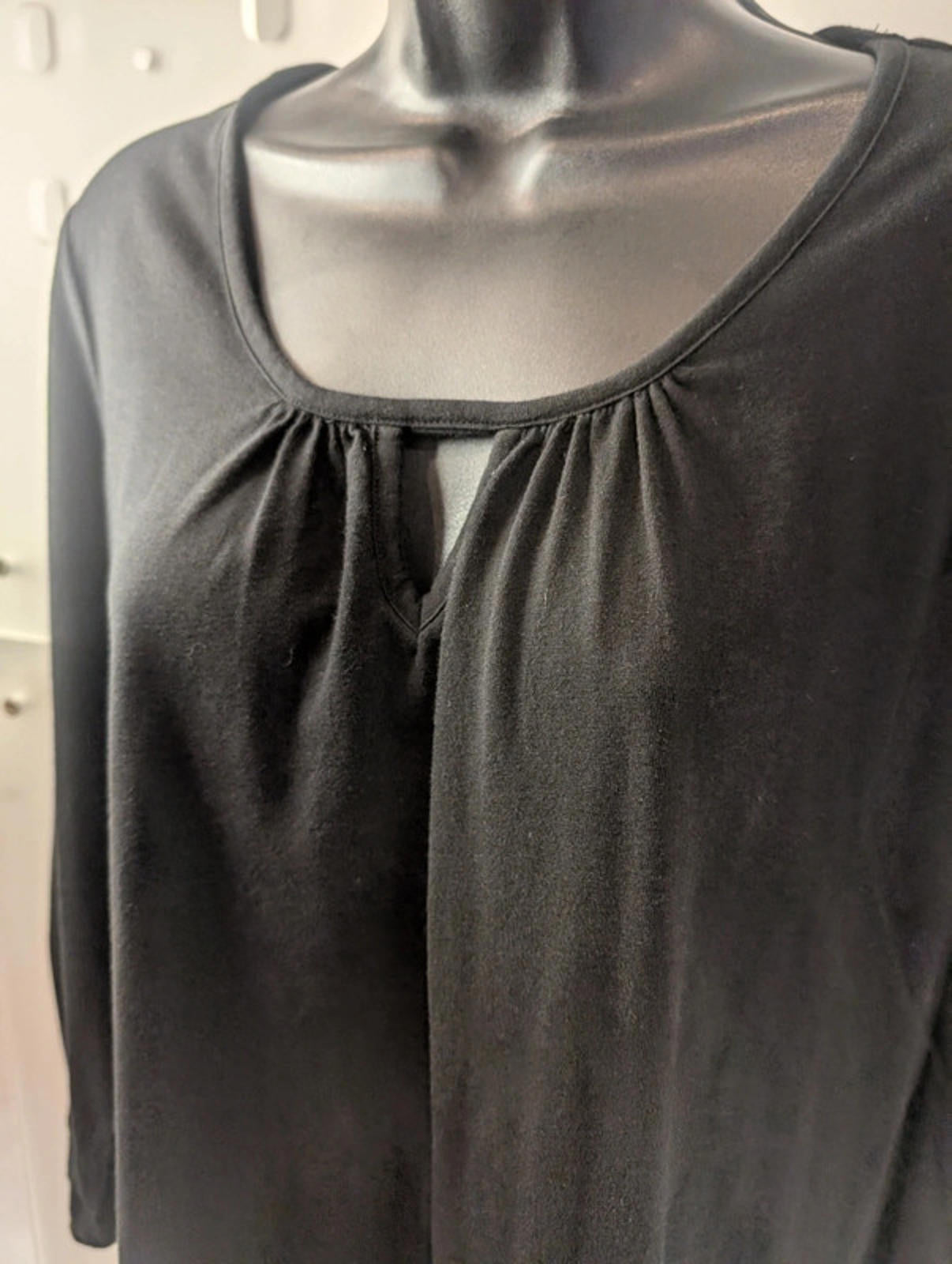 Savoir black jersey tunic top with keyhole neckline – L