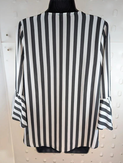 Finn & Grace Black White Stripe Blouse Medium Flared Sleeve