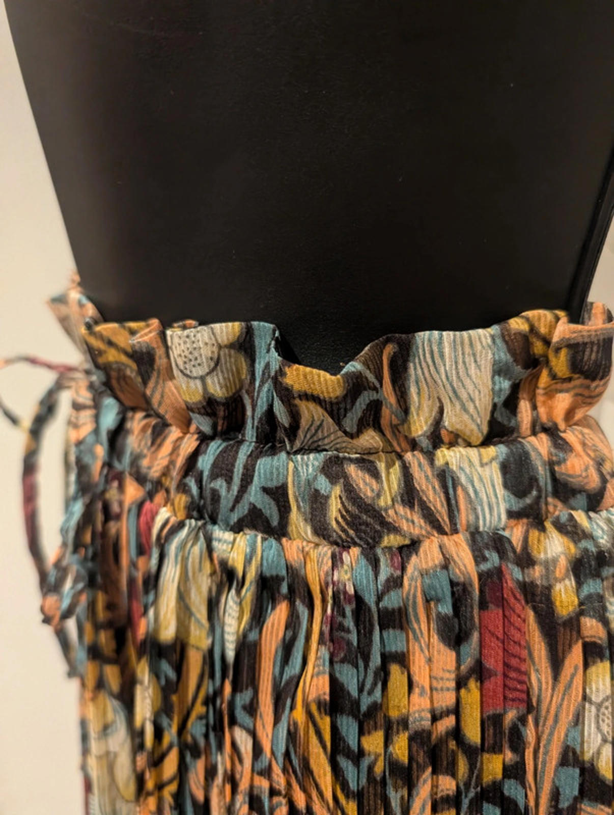 Next x Morris & Co. Pleated Midi Skirt – UK 8 / EUR 36