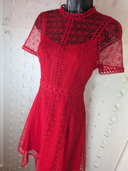 Michael Kors red lace fit & flare occasion dress – size 2