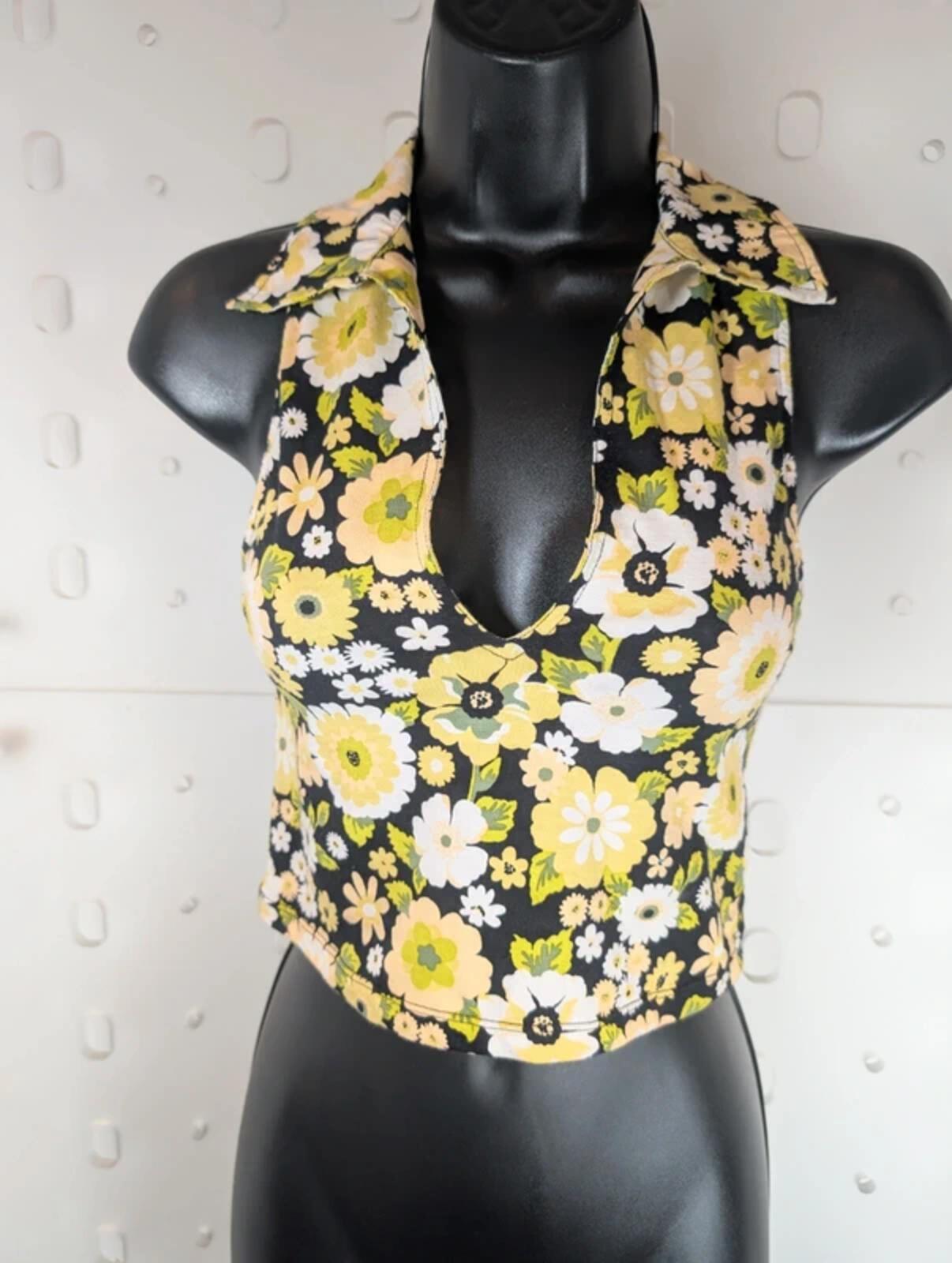 Motel Daisy Print Crop Top Black Yellow XS