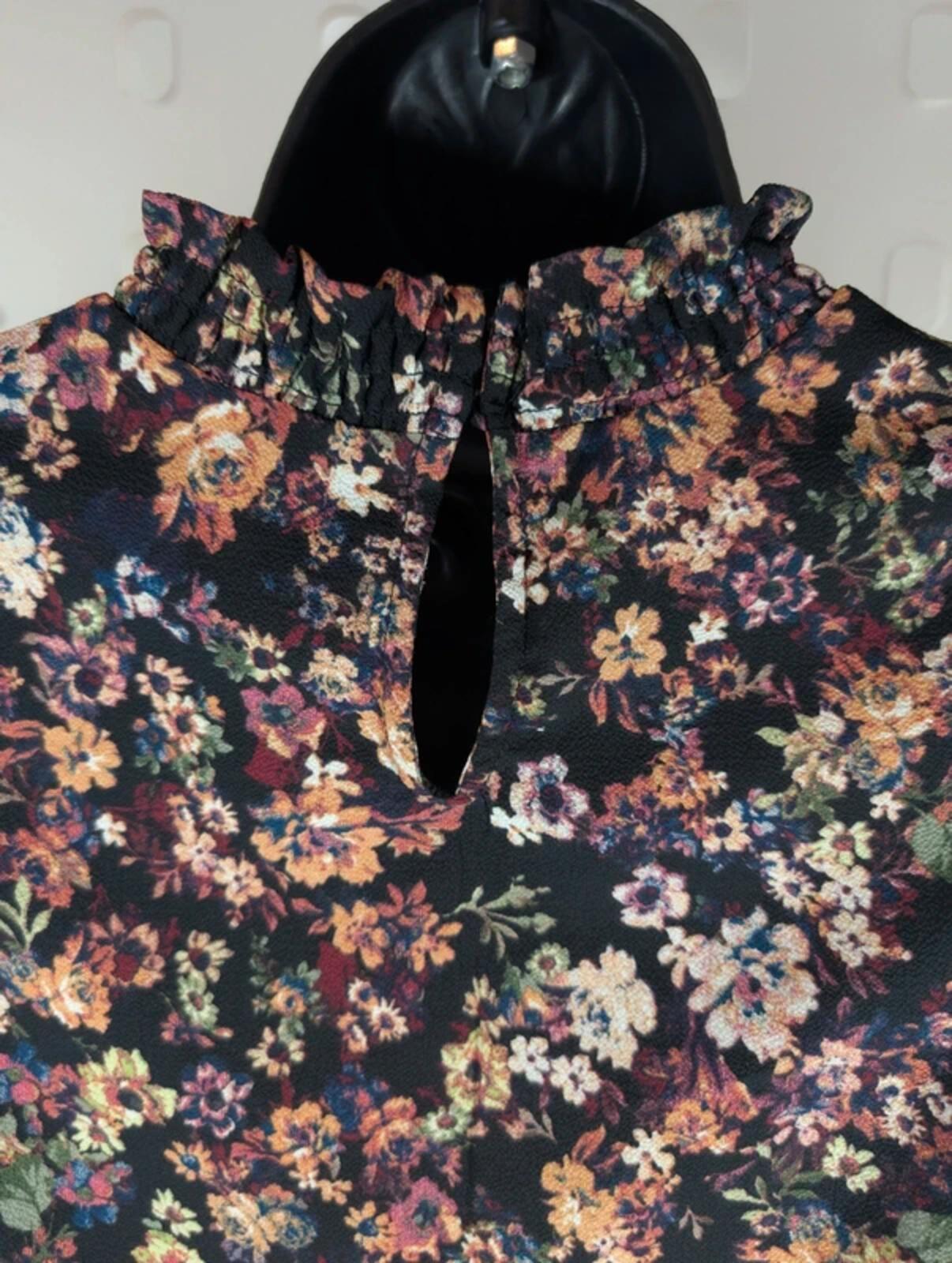 Brody Myles Floral Sleeveless Blouse Black Purple Peach Medium