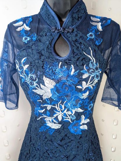 🌸 Petite Lace Fit & Flare Dress – Unbranded / Boutique Style 🌸