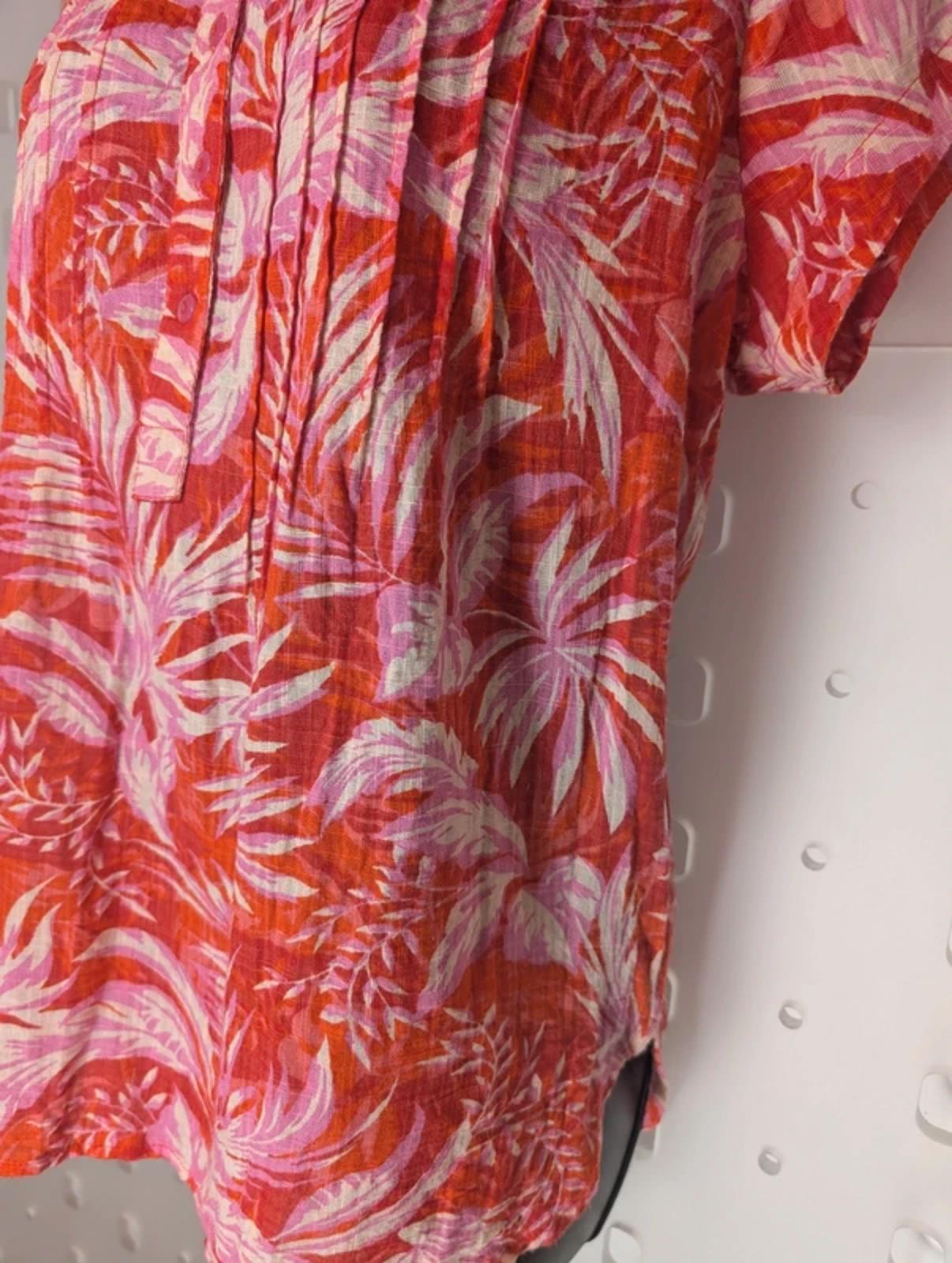 Lolly's Laundry Tropical Shirt Size M - Orange Palm Print