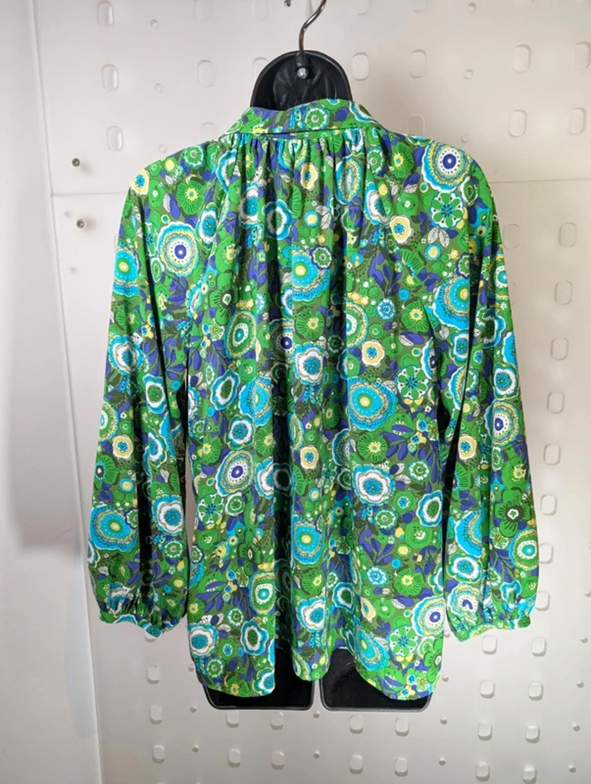 Traffic People 70s Print Blouse Size S Retro Green Floral NWT RRP £76