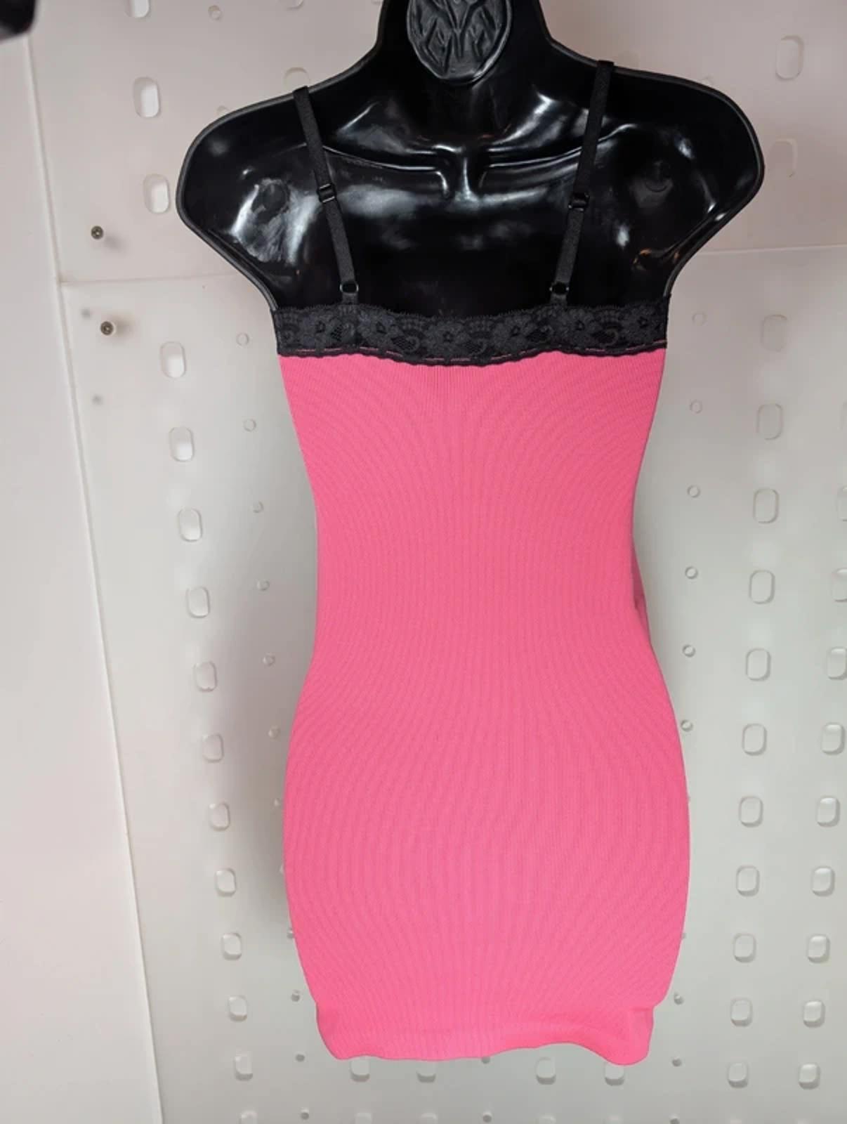 Urban Outfitters Mega Babe Graphic Mini Dress - Pink - S