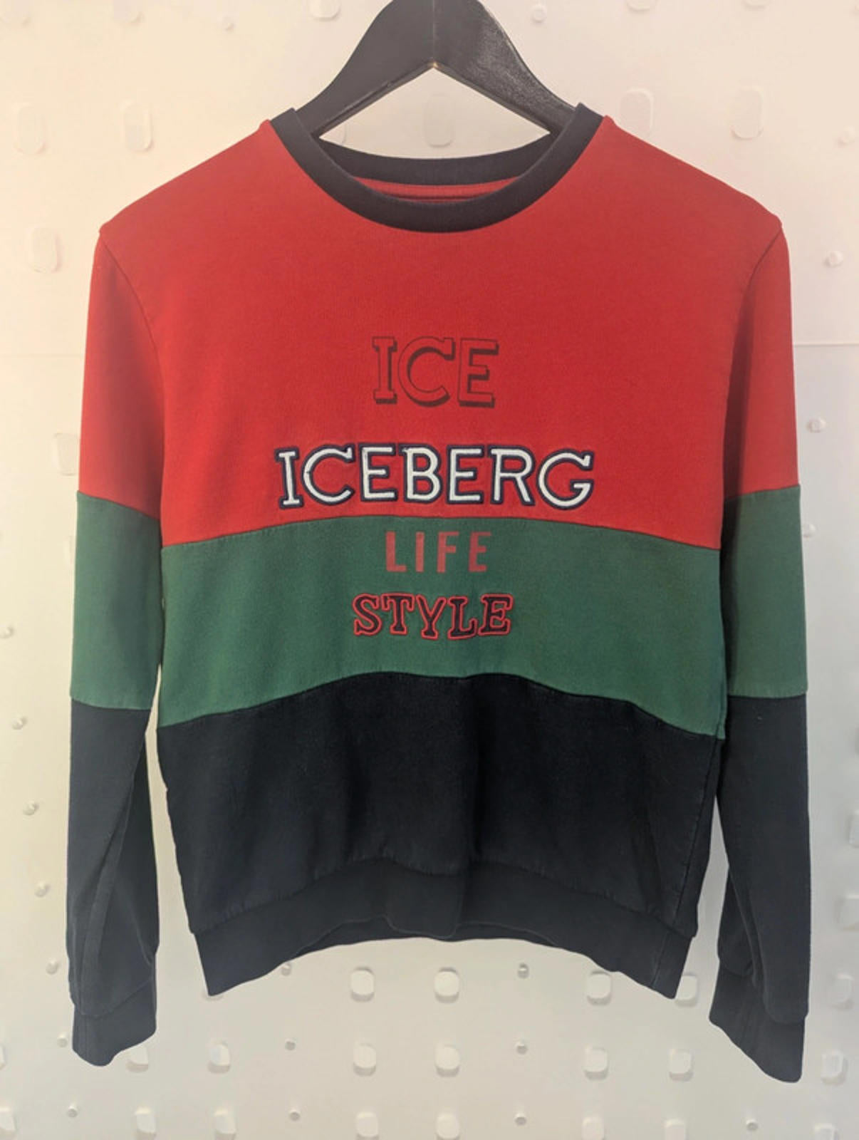 Iceberg kids XXL age 14 vintage sweatshirt