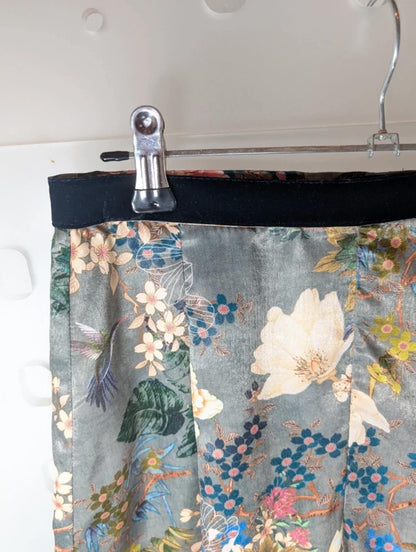 Zara oriental floral shorts UK 6–8 velvet waistband