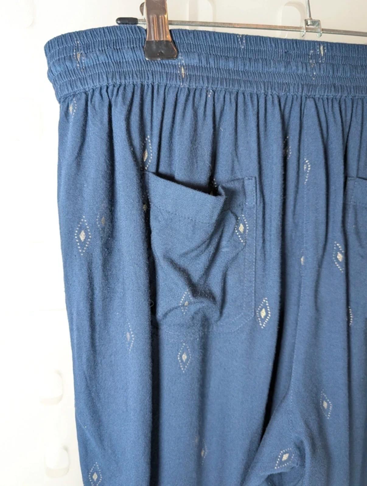 Fat Face UK12 Navy Printed Viscose Trousers