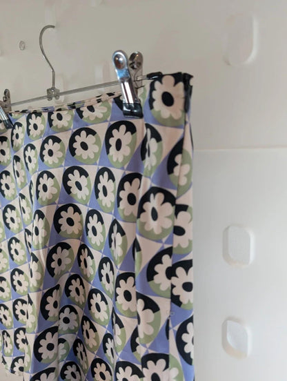 60s Mod Mini Skirt – Satin Finish – Geometric Print – XS