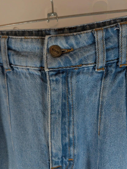 Numph NuStormy High Waist Mom Jeans UK8 Cotton Pleated Front
