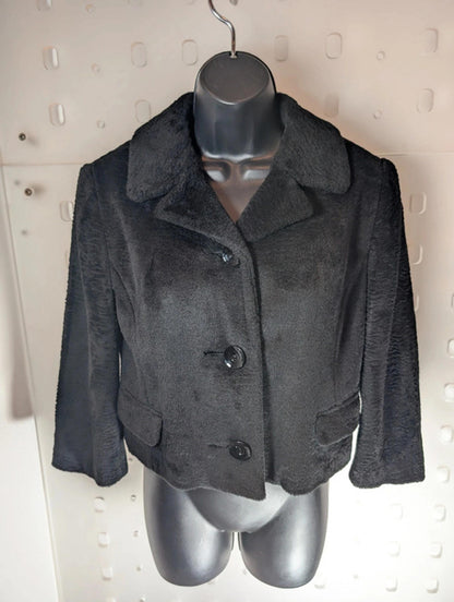 Dolce & Gabbana (D&G) cropped black jacket – IT 40 / UK 8.