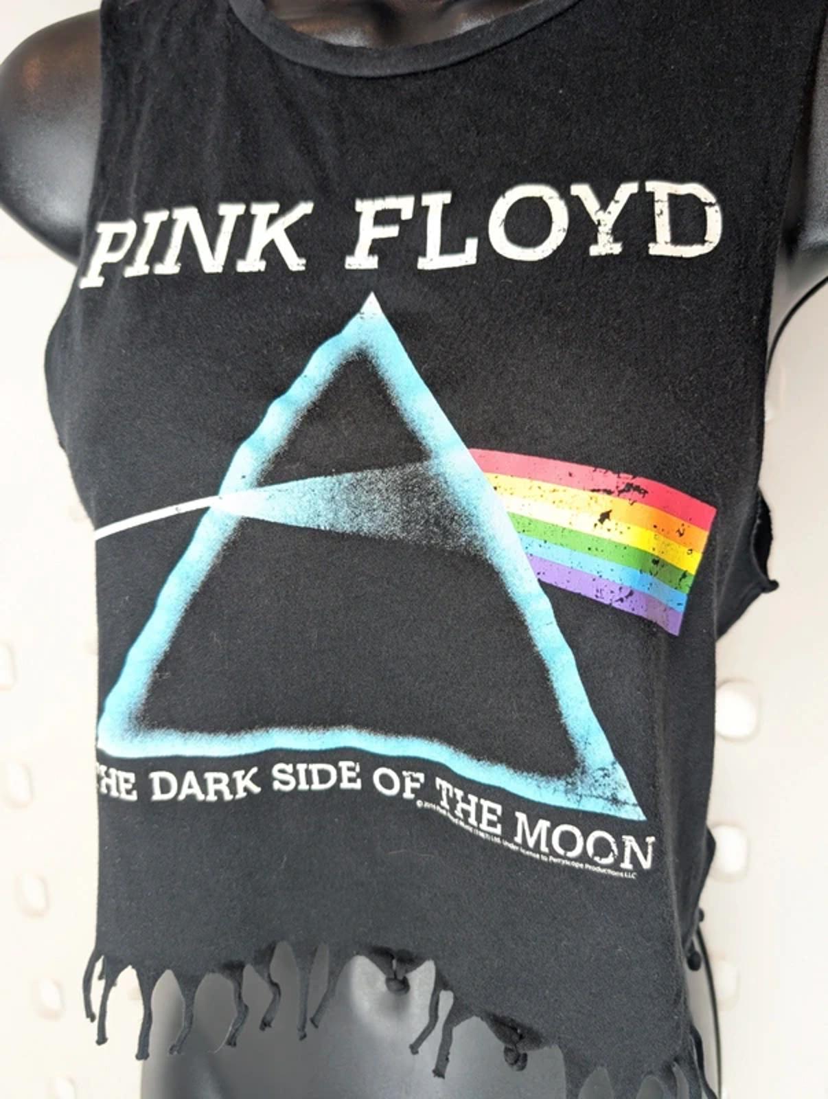 Pink Floyd Cropped Graphic T-Shirt Dark Side of the Moon XS