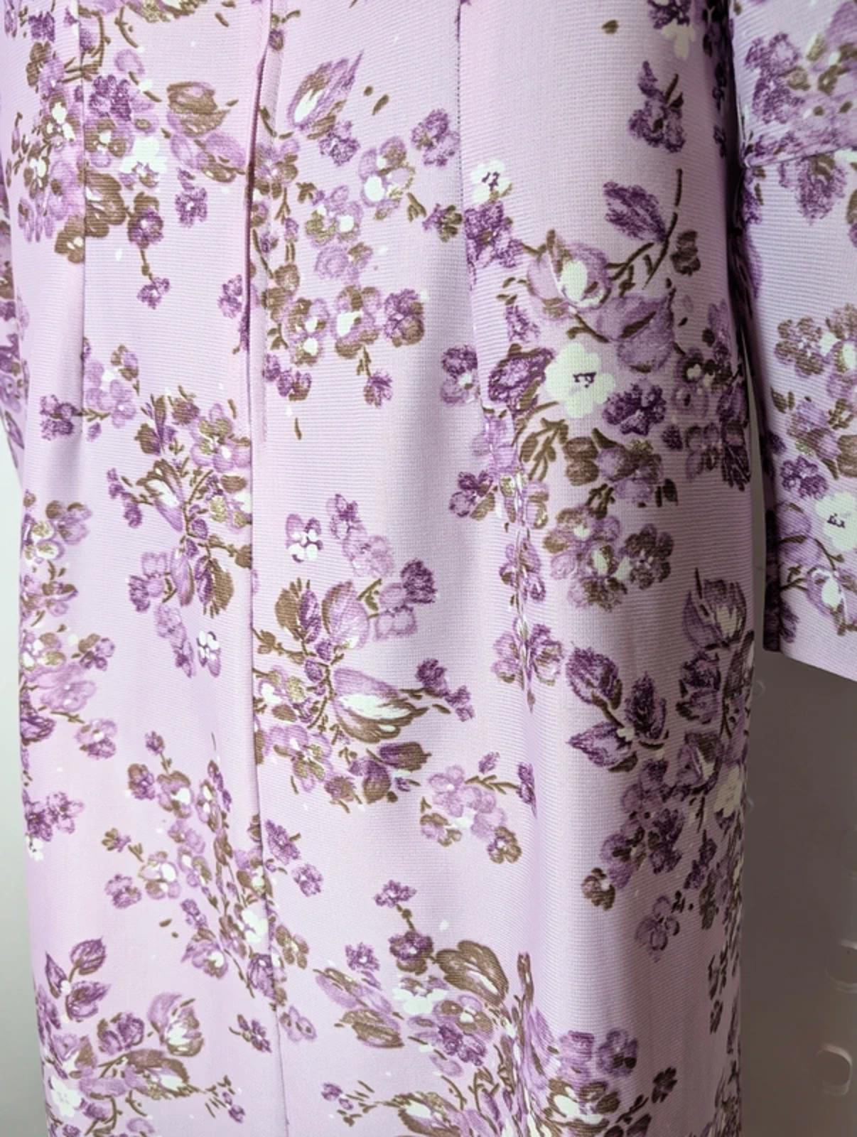 Vintage 1960s Purple Blossom Shift Dress – Metal Zip – UK 16/18