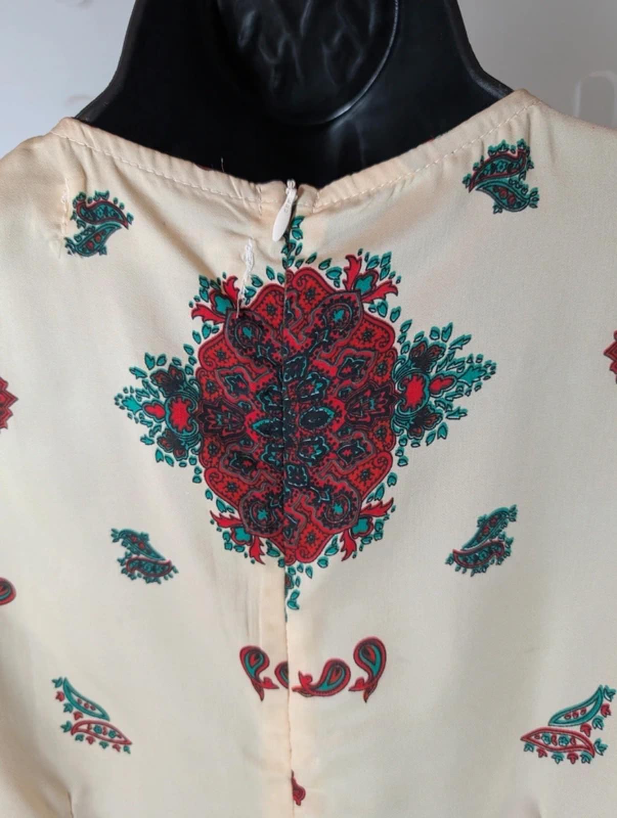 Diffuse Printed Playsuit UK 8 | Red & Green Print | Fitted Summer Jumpsuit