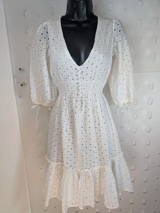 Taylor White Broderie Anglaise Dress Fit & Flare Cotton Size 4