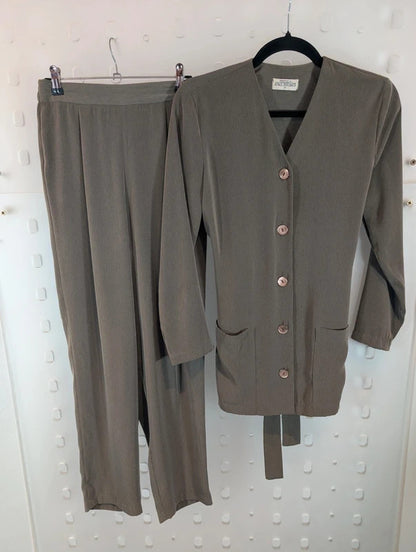 Vintage Anne Brookes Petite Khaki Trouser Suit UK8