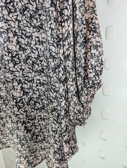 Soon floral oversized blouse UK18