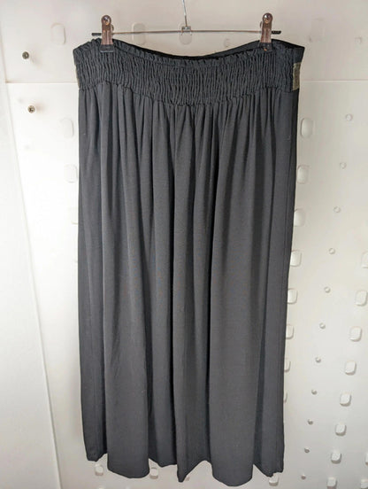 Elegant Louizon “Peejay” black faux wrap skirt UK14