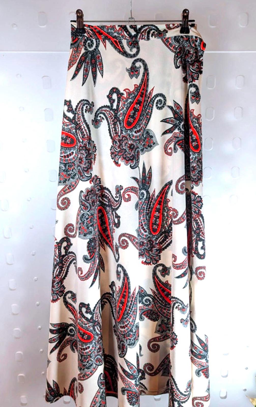 Striking vintage 1970s maxi wrap skirt Size Small Medium