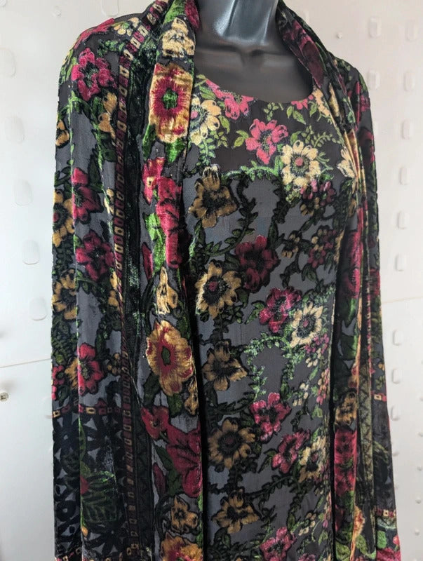 Handmade Floral Burnout Tunic & Matching Shawl Set