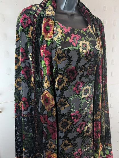 Handmade Floral Burnout Tunic & Matching Shawl Set