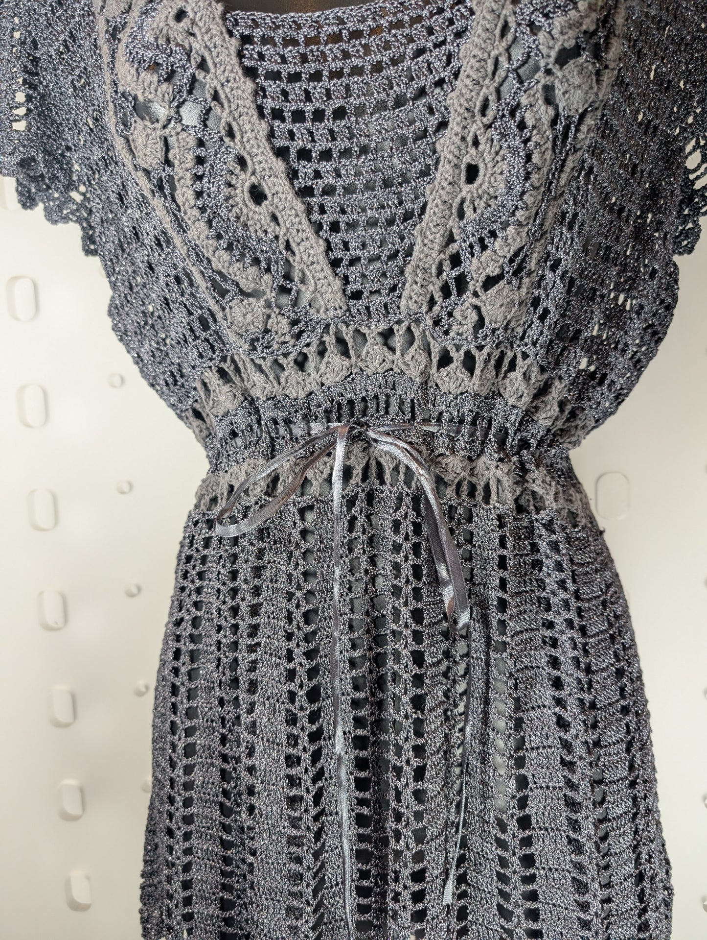 Marks & Spencer Crochet Tie-Waist Top – Estimated UK 12